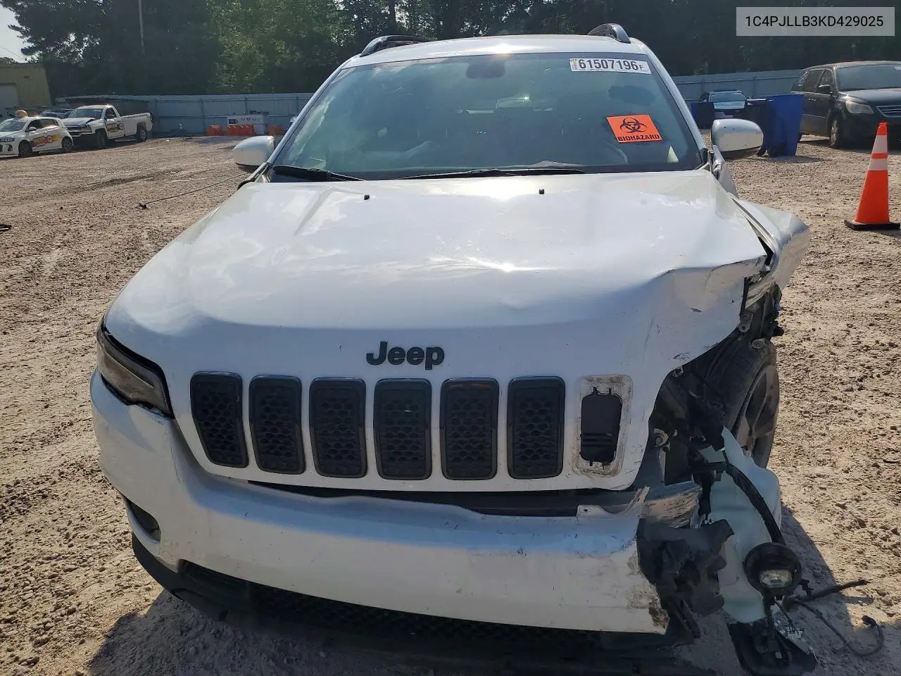 2019 Jeep Cherokee Latitude Plus VIN: 1C4PJLLB3KD429025 Lot: 61507196