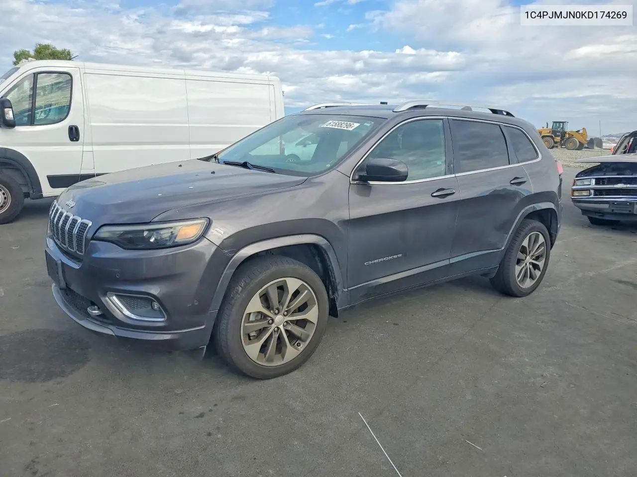 2019 Jeep Cherokee Overland VIN: 1C4PJMJN0KD174269 Lot: 61588296