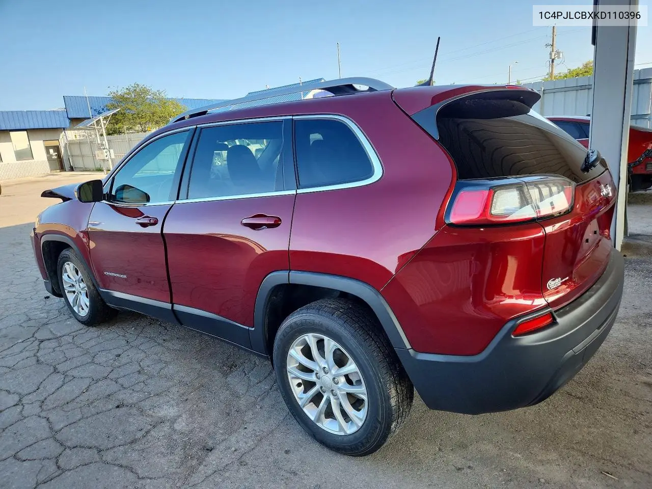 2019 Jeep Cherokee Latitude VIN: 1C4PJLCBXKD110396 Lot: 62021816
