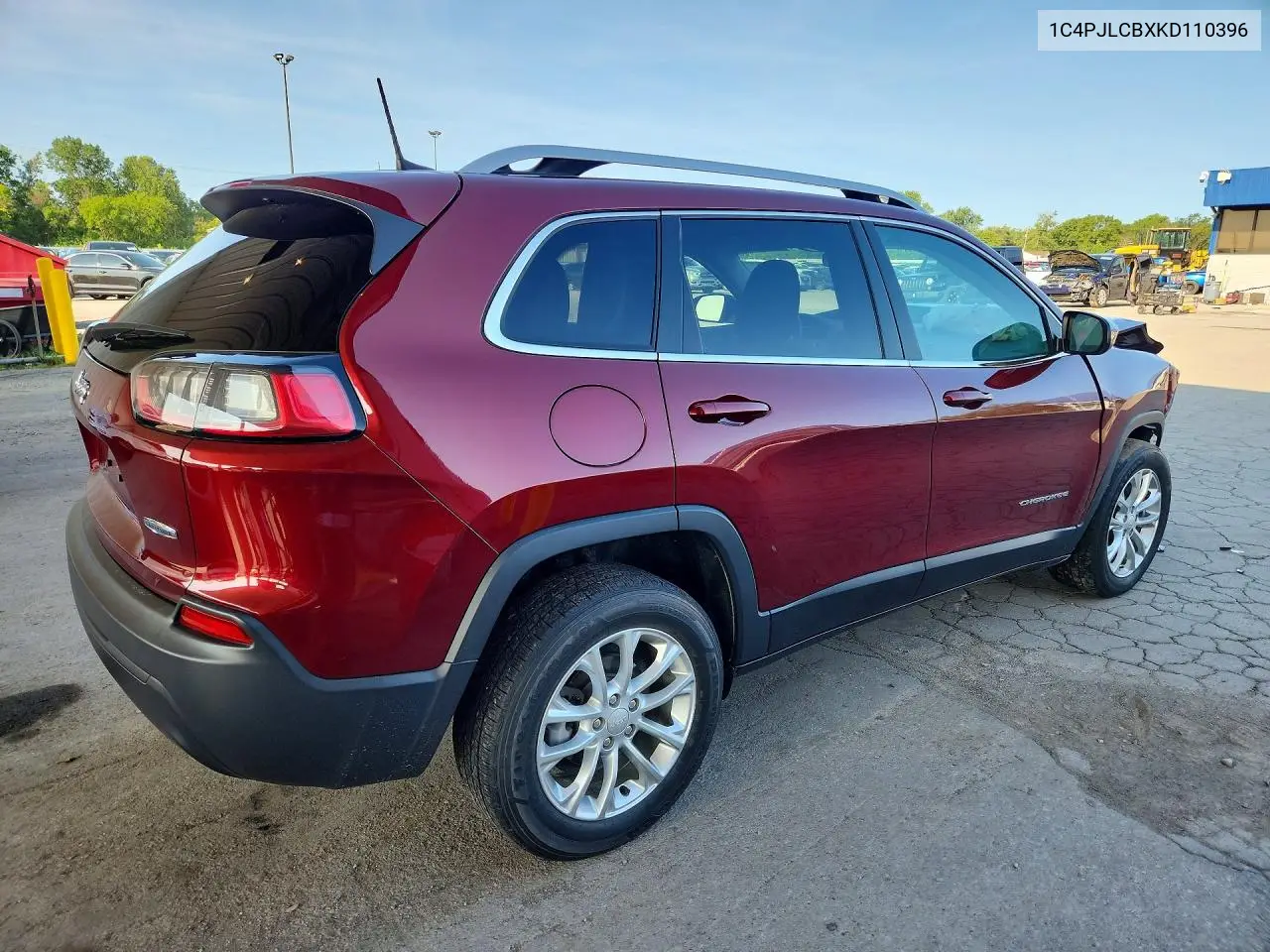 2019 Jeep Cherokee Latitude VIN: 1C4PJLCBXKD110396 Lot: 62021816