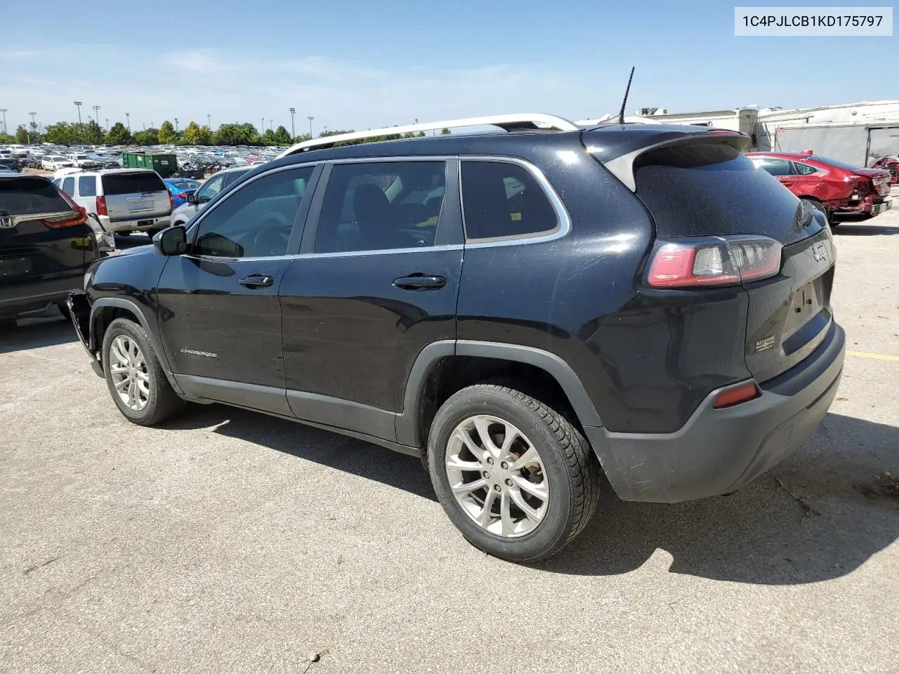 1C4PJLCB1KD175797 2019 Jeep Cherokee Latitude