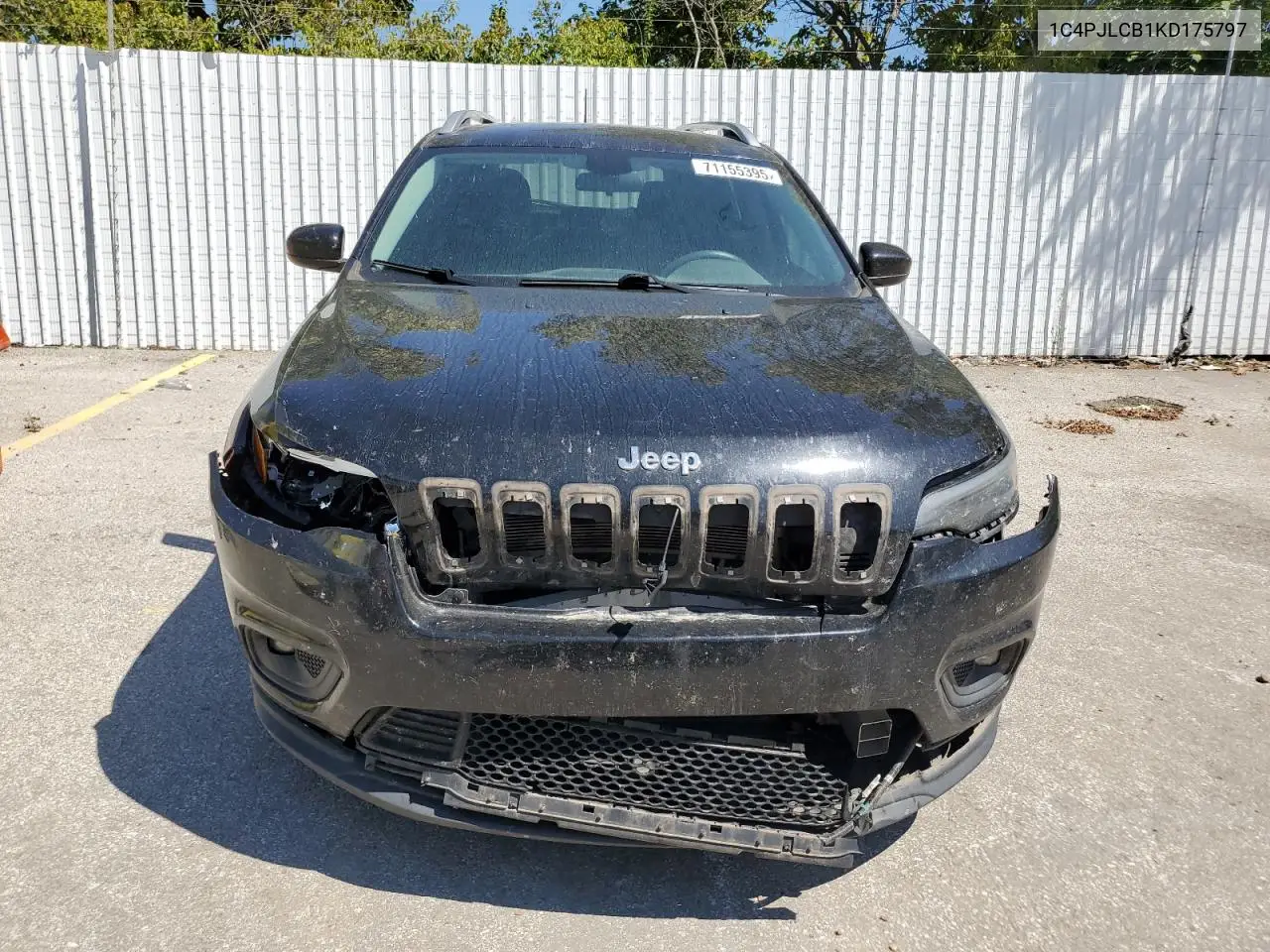 1C4PJLCB1KD175797 2019 Jeep Cherokee Latitude