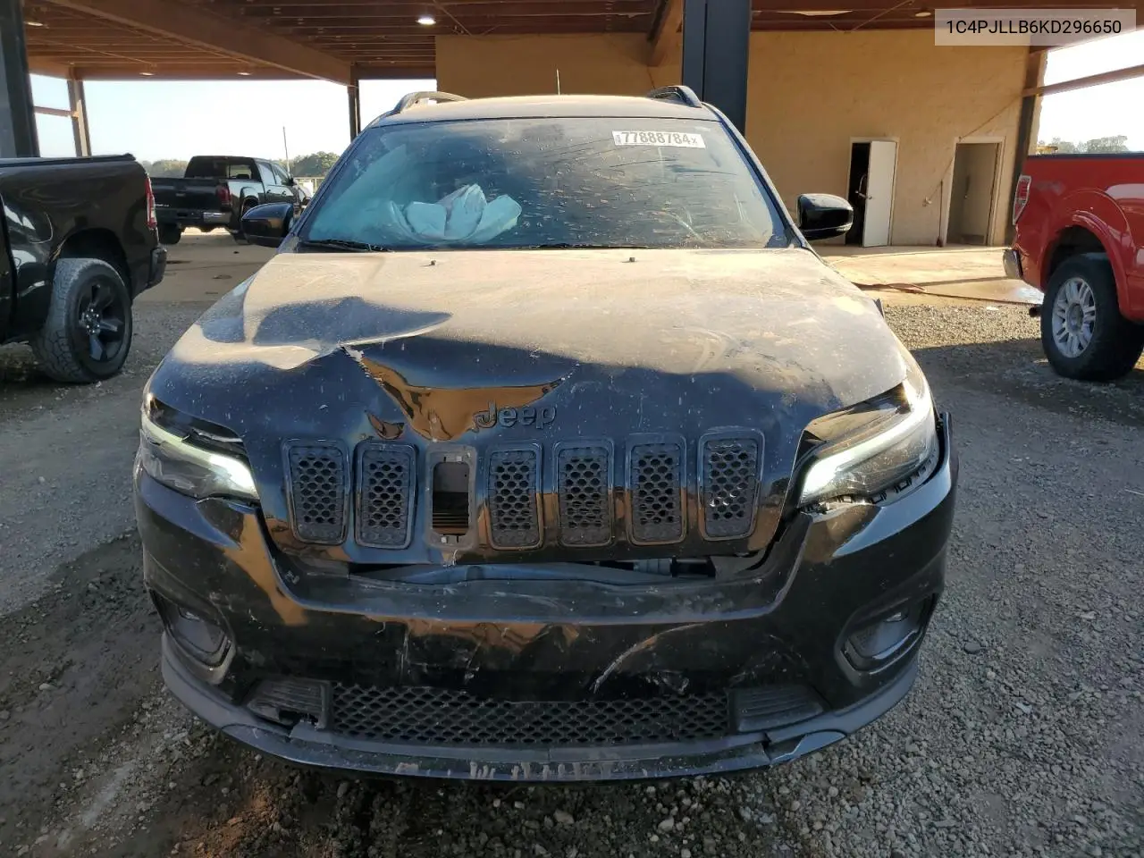 1C4PJLLB6KD296650 2019 Jeep Cherokee Latitude Plus