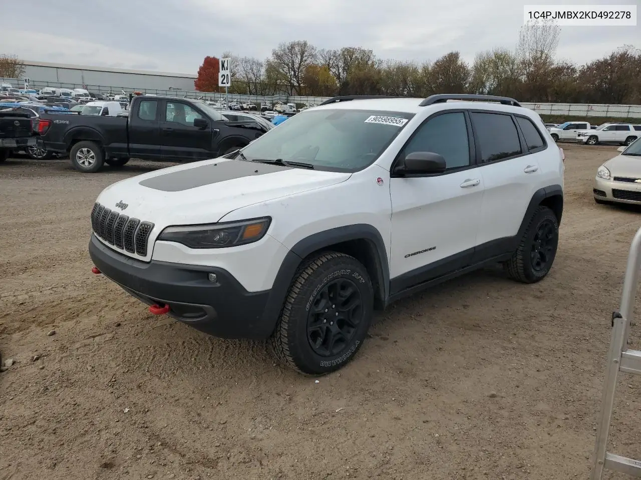 1C4PJMBX2KD492278 2019 Jeep Cherokee Trailhawk