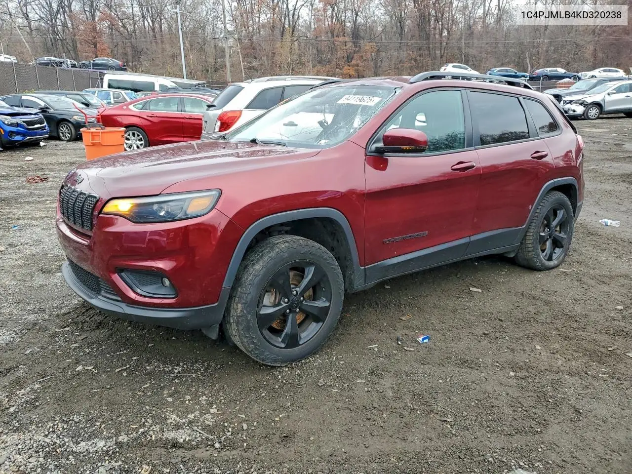 1C4PJMLB4KD320238 2019 Jeep Cherokee Latitude Plus