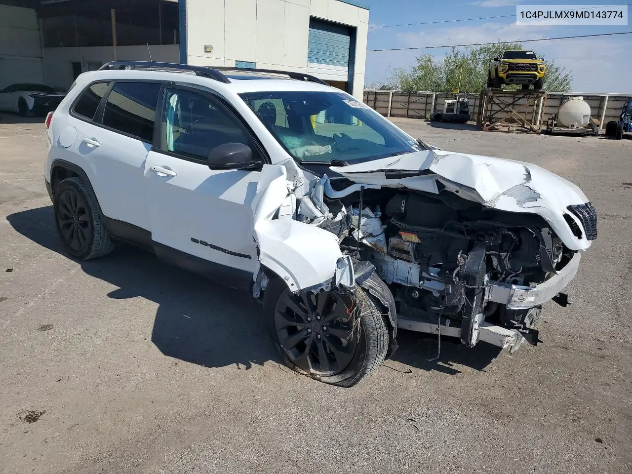 2021 Jeep Cherokee Latitude Lux VIN: 1C4PJLMX9MD143774 Lot: 56733356