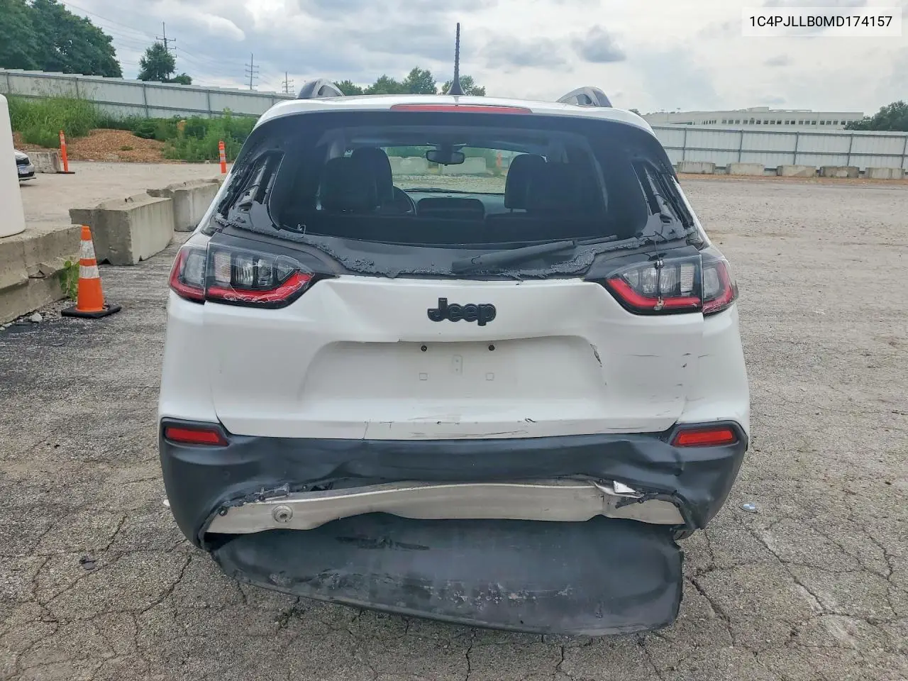 2021 Jeep Cherokee Latitude Plus VIN: 1C4PJLLB0MD174157 Lot: 58715136