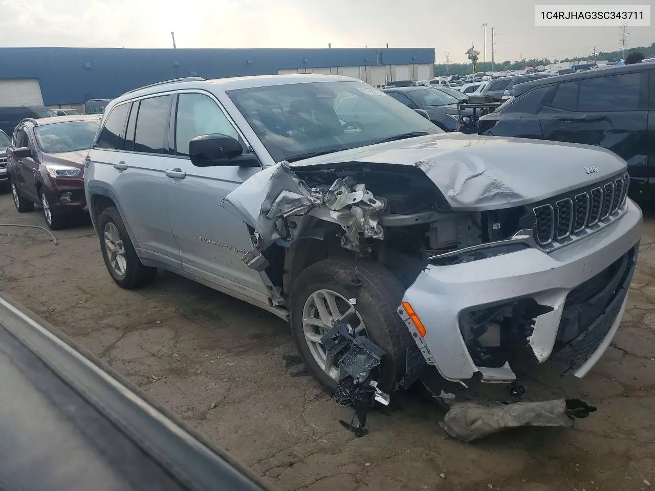 2025 Jeep Grand Cherokee Laredo VIN: 1C4RJHAG3SC343711 Lot: 61782976