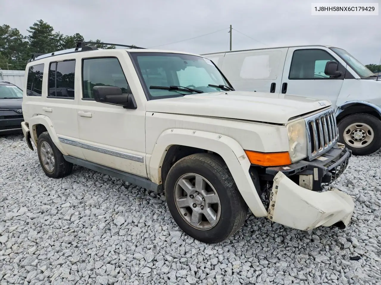 2006 Jeep Commander Limited VIN: 1J8HH58NX6C179429 Lot: 55762356