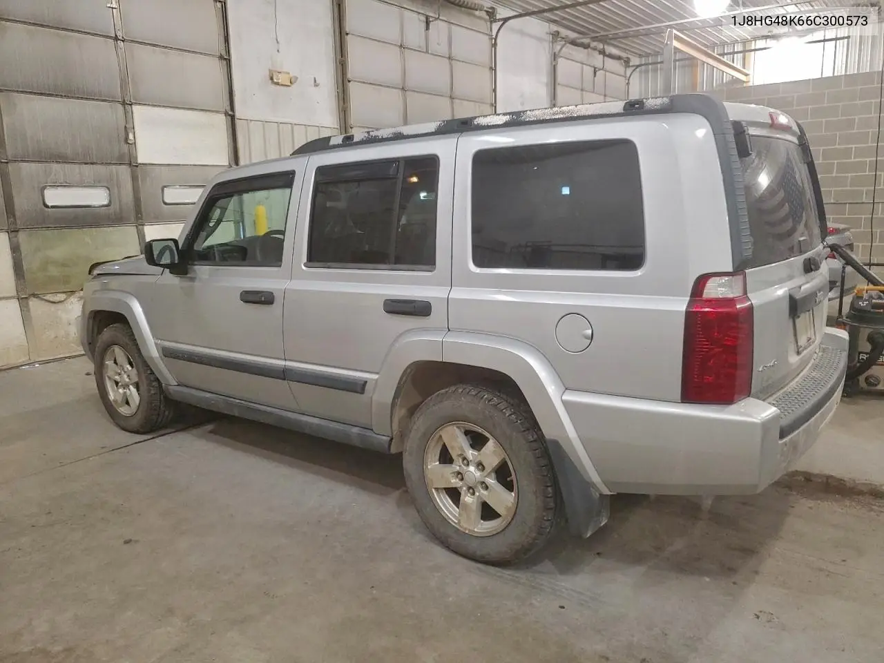 2006 Jeep Commander VIN: 1J8HG48K66C300573 Lot: 97601065