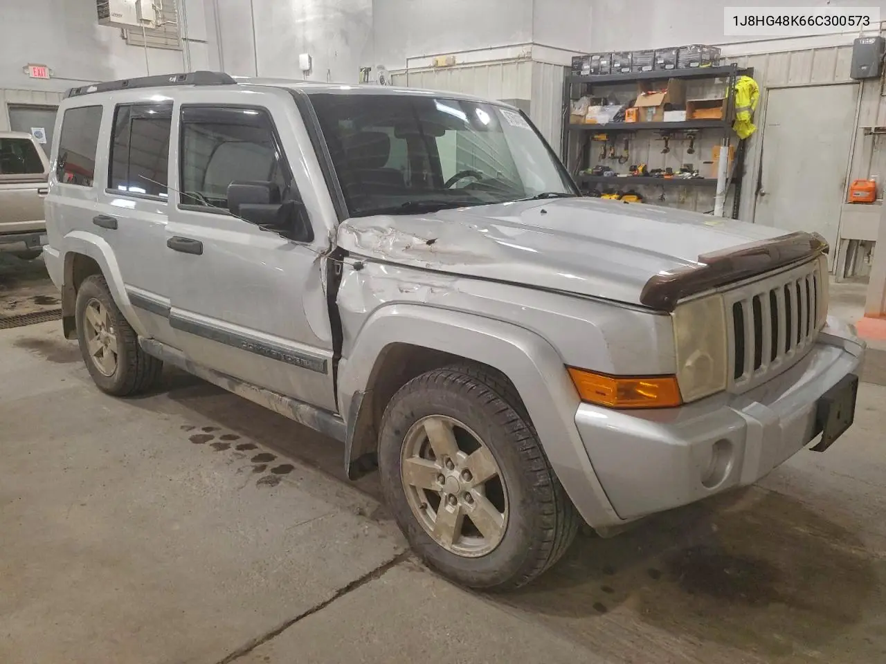 2006 Jeep Commander VIN: 1J8HG48K66C300573 Lot: 97601065