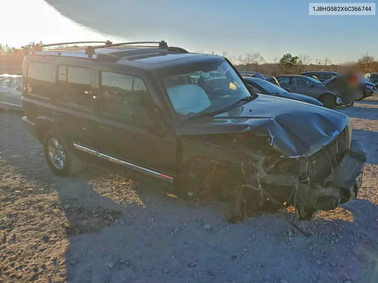 2006 Jeep Commander Limited VIN: 1J8HG582X6C366744 Lot: 98280025