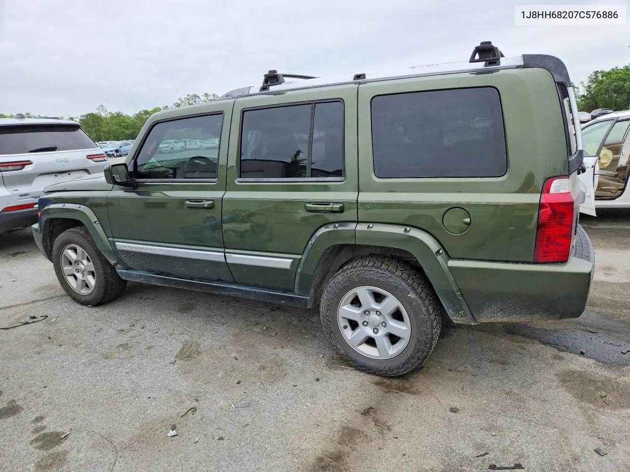 2007 Jeep Commander Overland VIN: 1J8HH68207C576886 Lot: 47886986