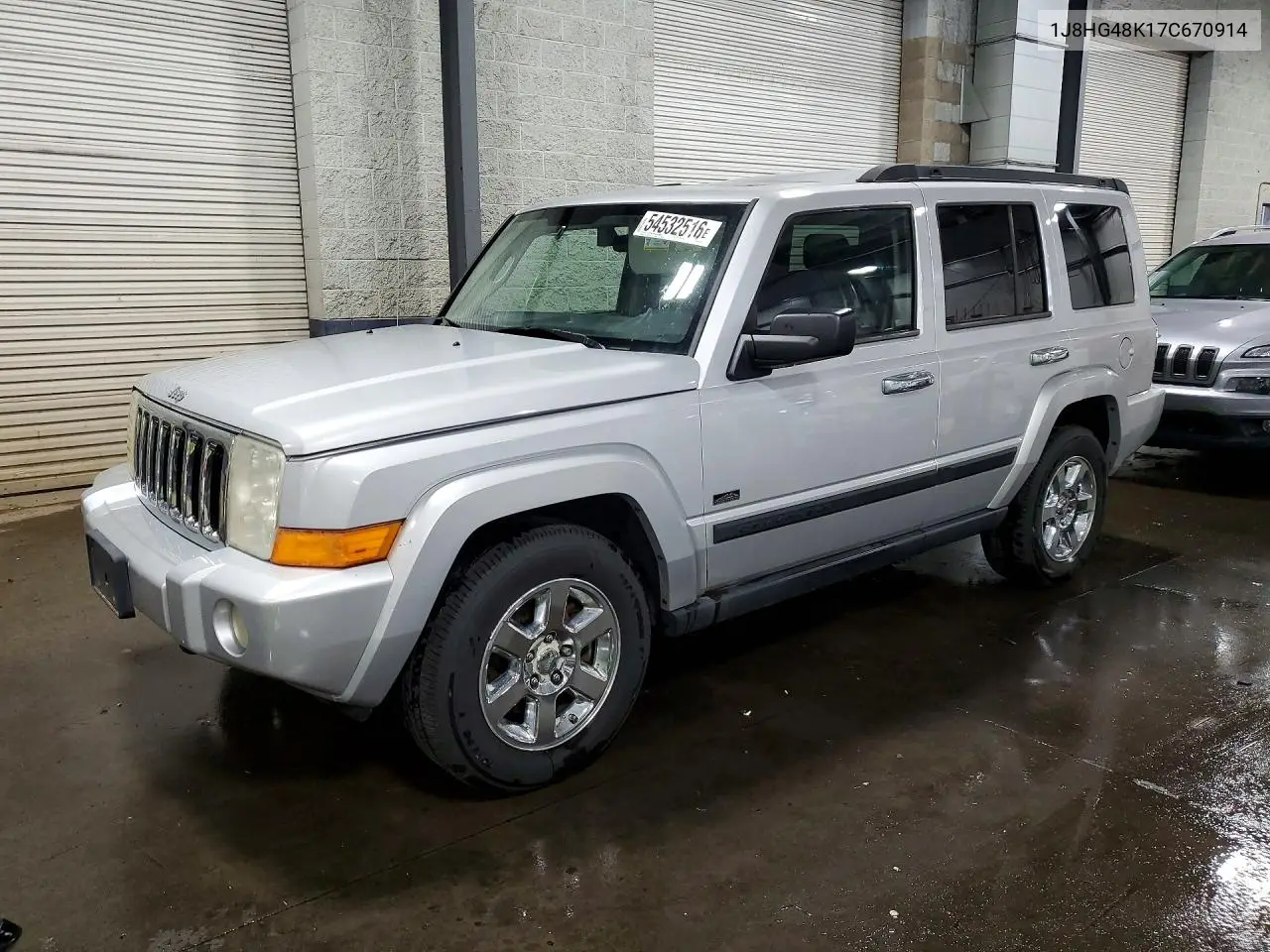 2007 Jeep Commander VIN: 1J8HG48K17C670914 Lot: 54532516
