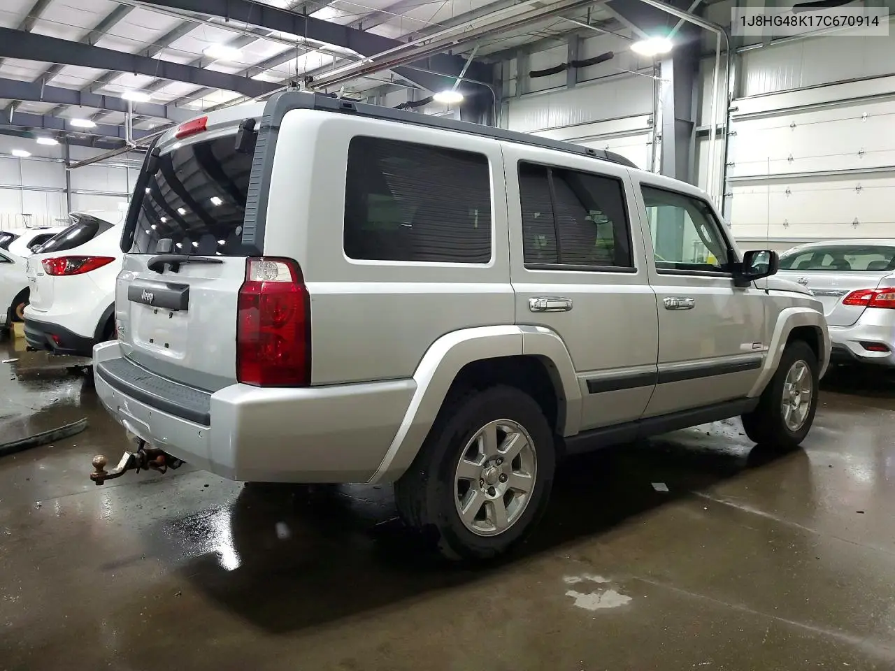 2007 Jeep Commander VIN: 1J8HG48K17C670914 Lot: 54532516