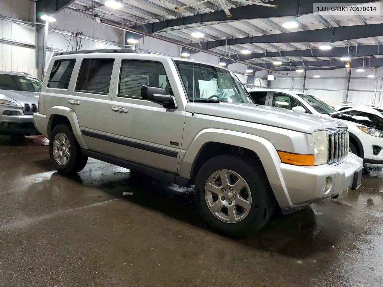 2007 Jeep Commander VIN: 1J8HG48K17C670914 Lot: 54532516
