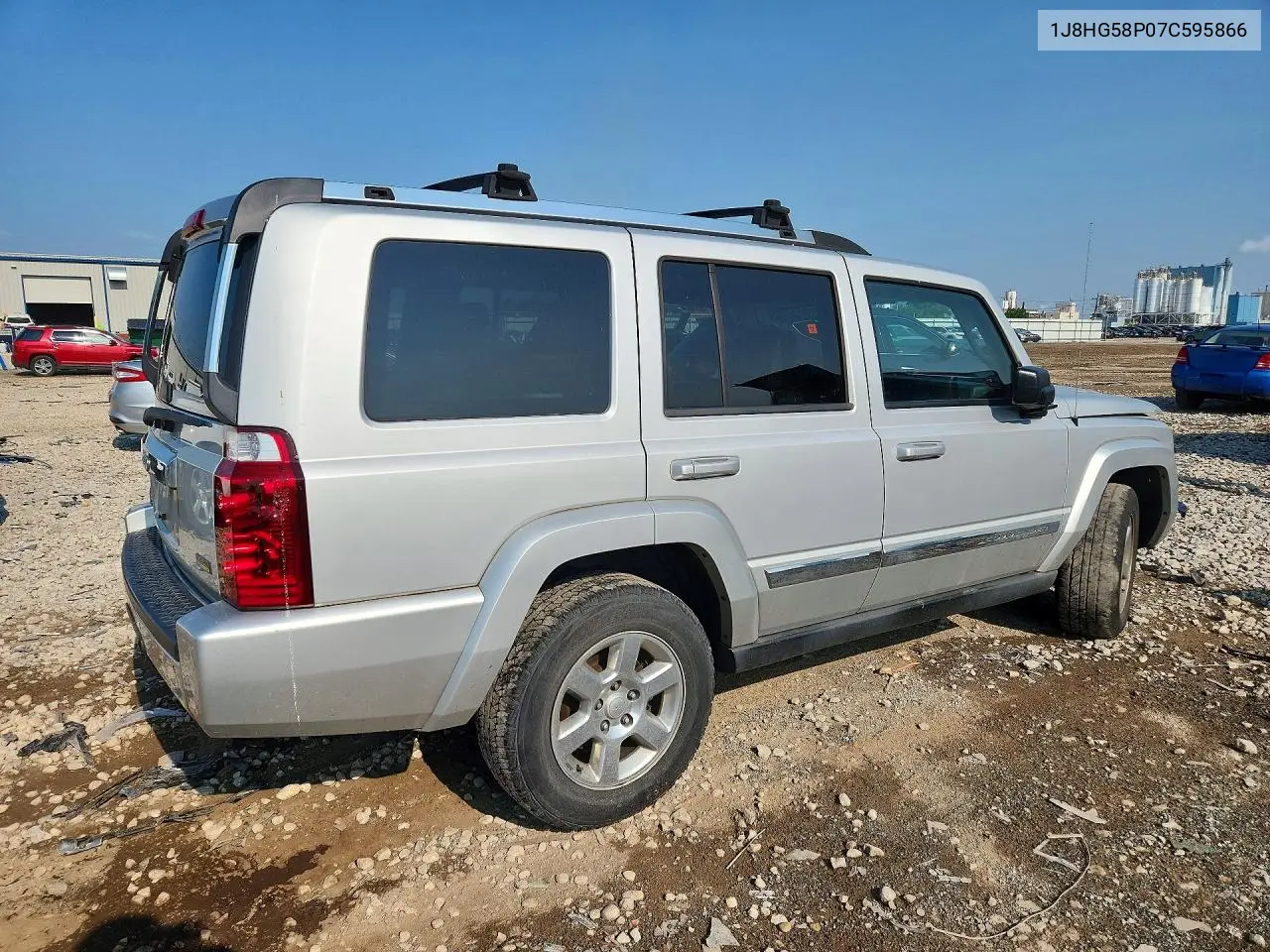 1J8HG58P07C595866 2007 Jeep Commander Limited