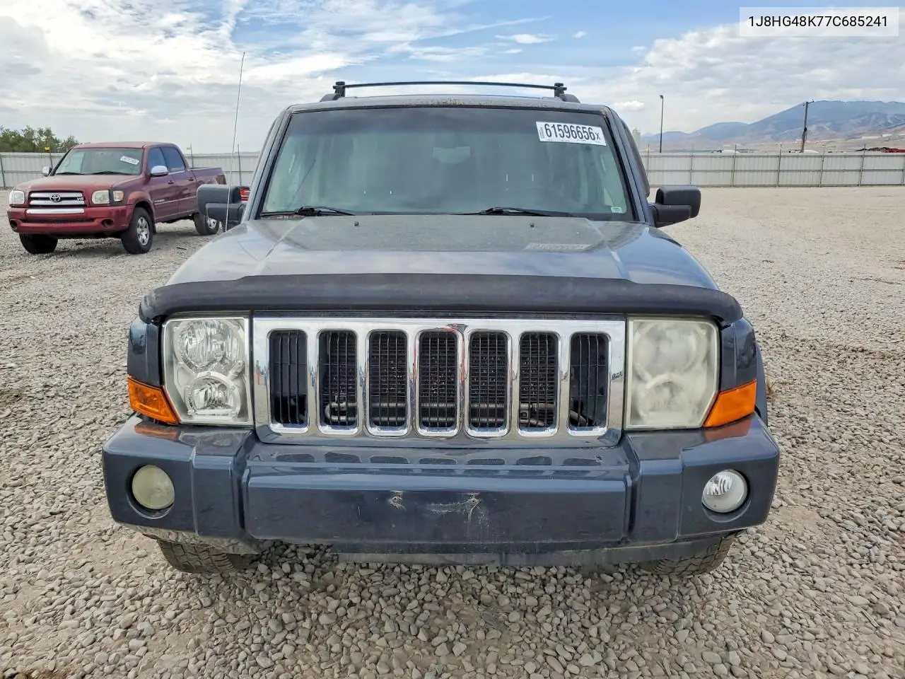 2007 Jeep Commander VIN: 1J8HG48K77C685241 Lot: 61596656