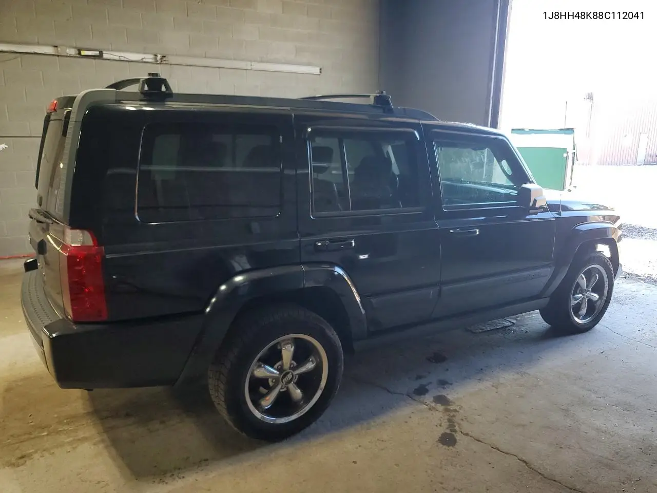 2008 Jeep Commander Sport VIN: 1J8HH48K88C112041 Lot: 60219526