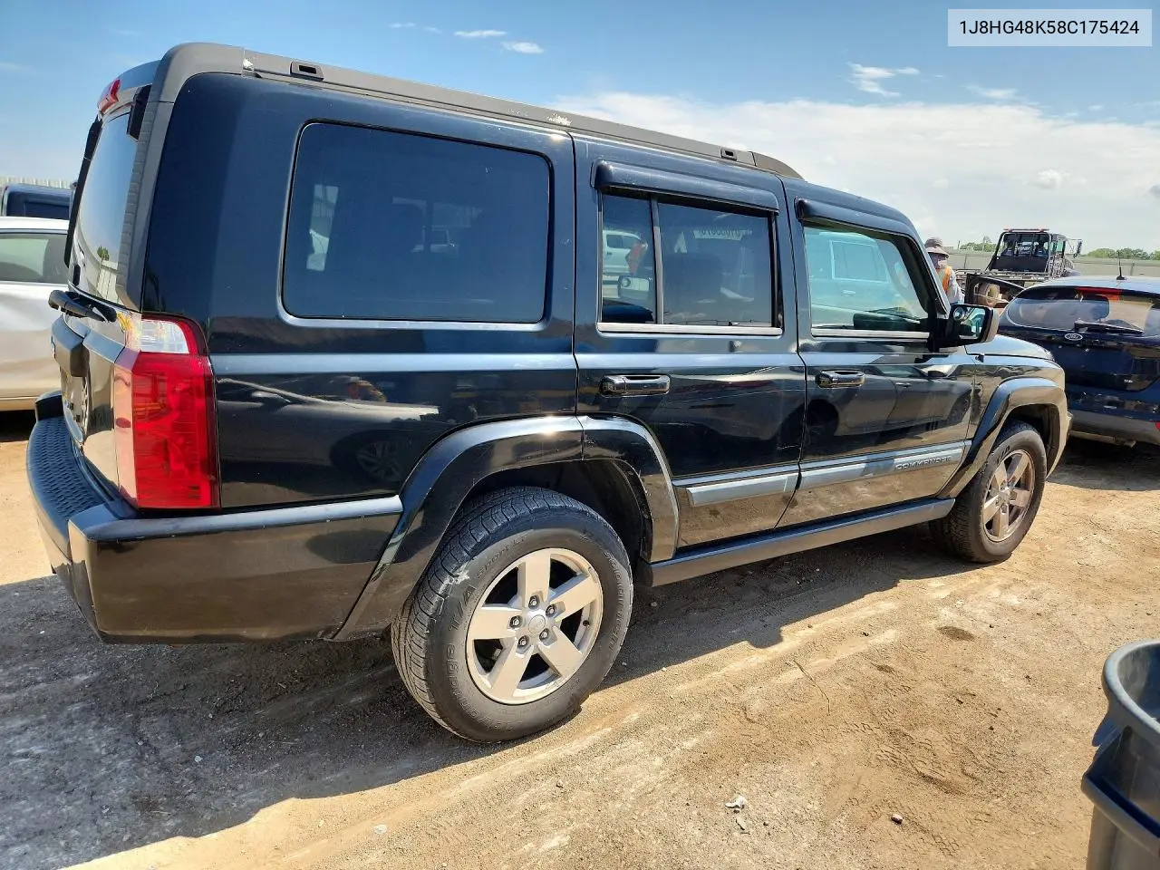 2008 Jeep Commander Sport VIN: 1J8HG48K58C175424 Lot: 61055076