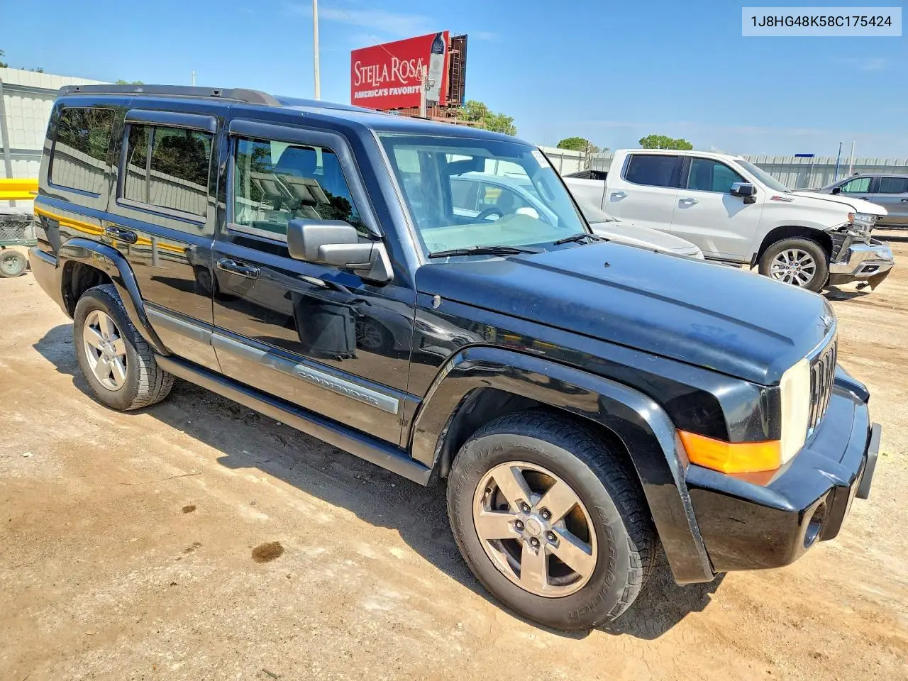 2008 Jeep Commander Sport VIN: 1J8HG48K58C175424 Lot: 61055076