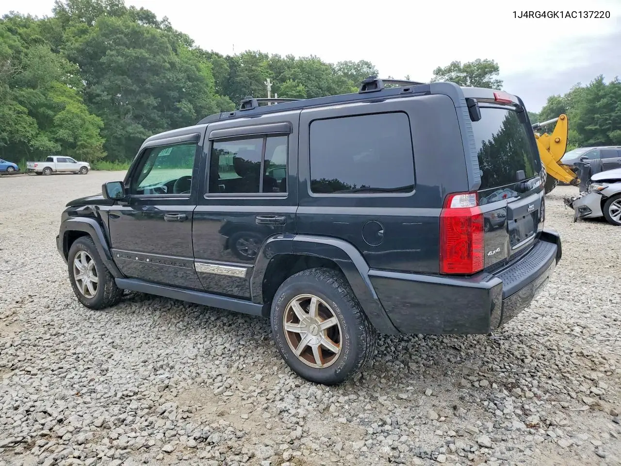 2010 Jeep Commander Sport VIN: 1J4RG4GK1AC137220 Lot: 61740746