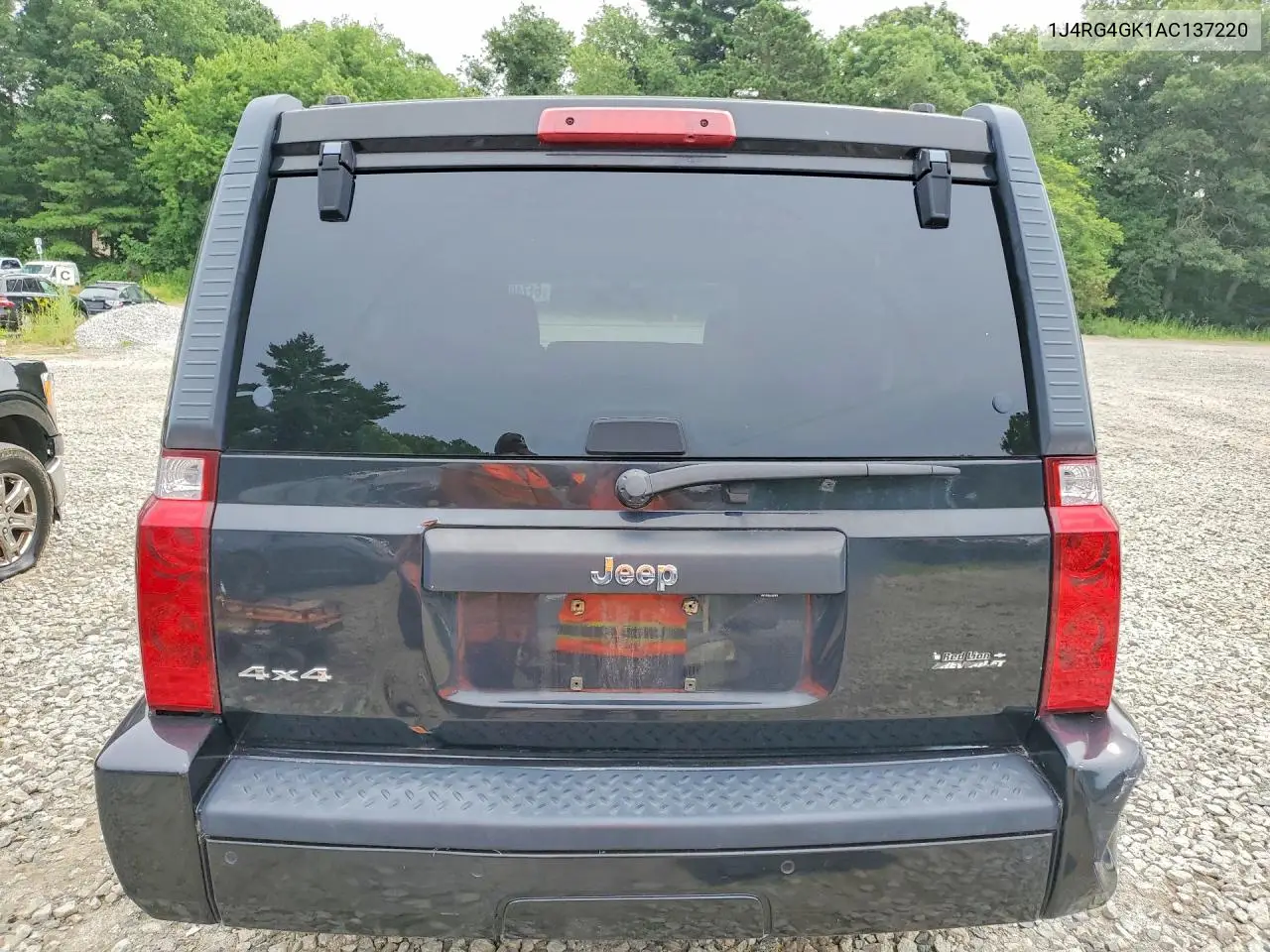 2010 Jeep Commander Sport VIN: 1J4RG4GK1AC137220 Lot: 61740746