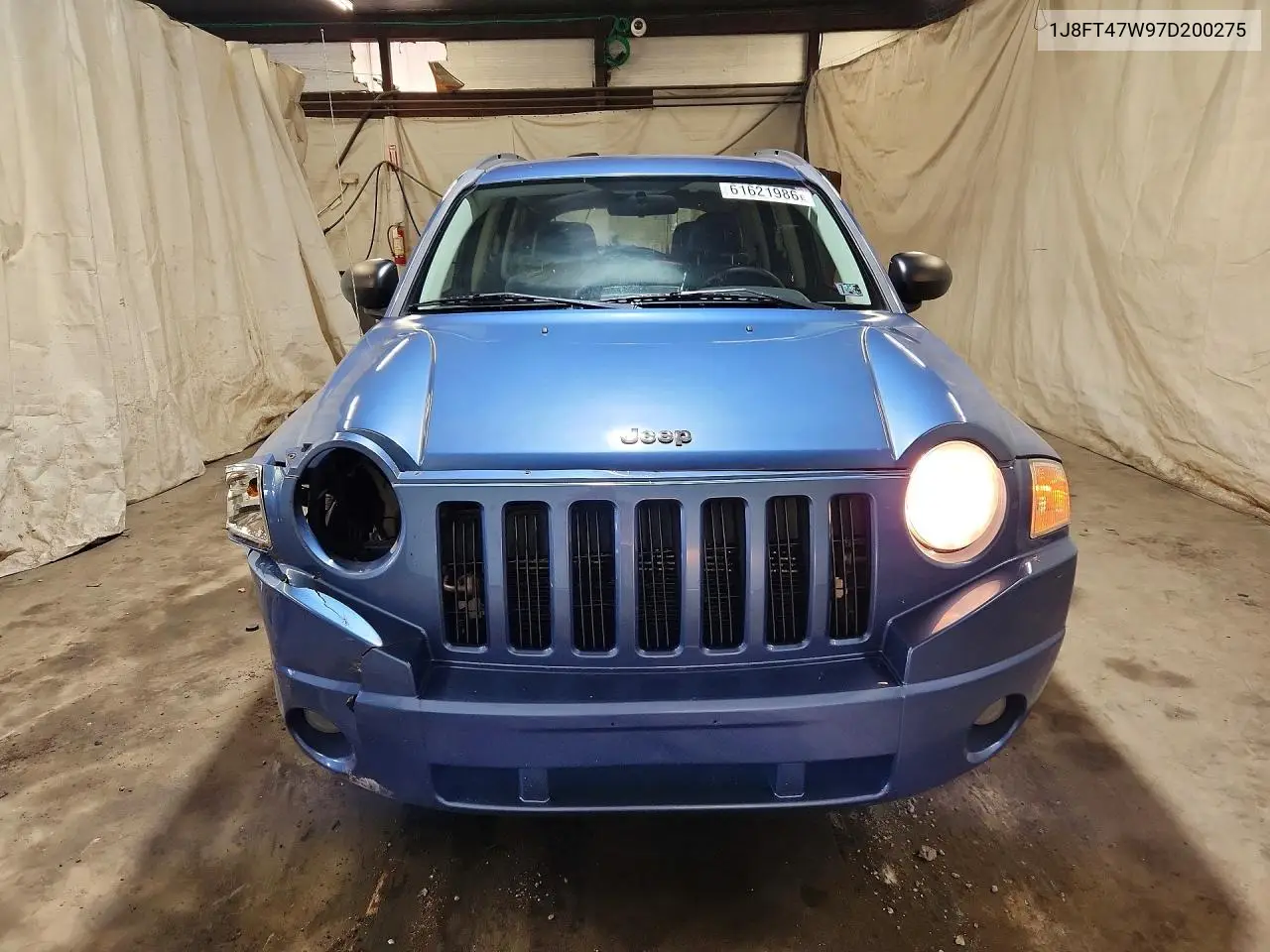 2007 Jeep Compass VIN: 1J8FT47W97D200275 Lot: 61621986