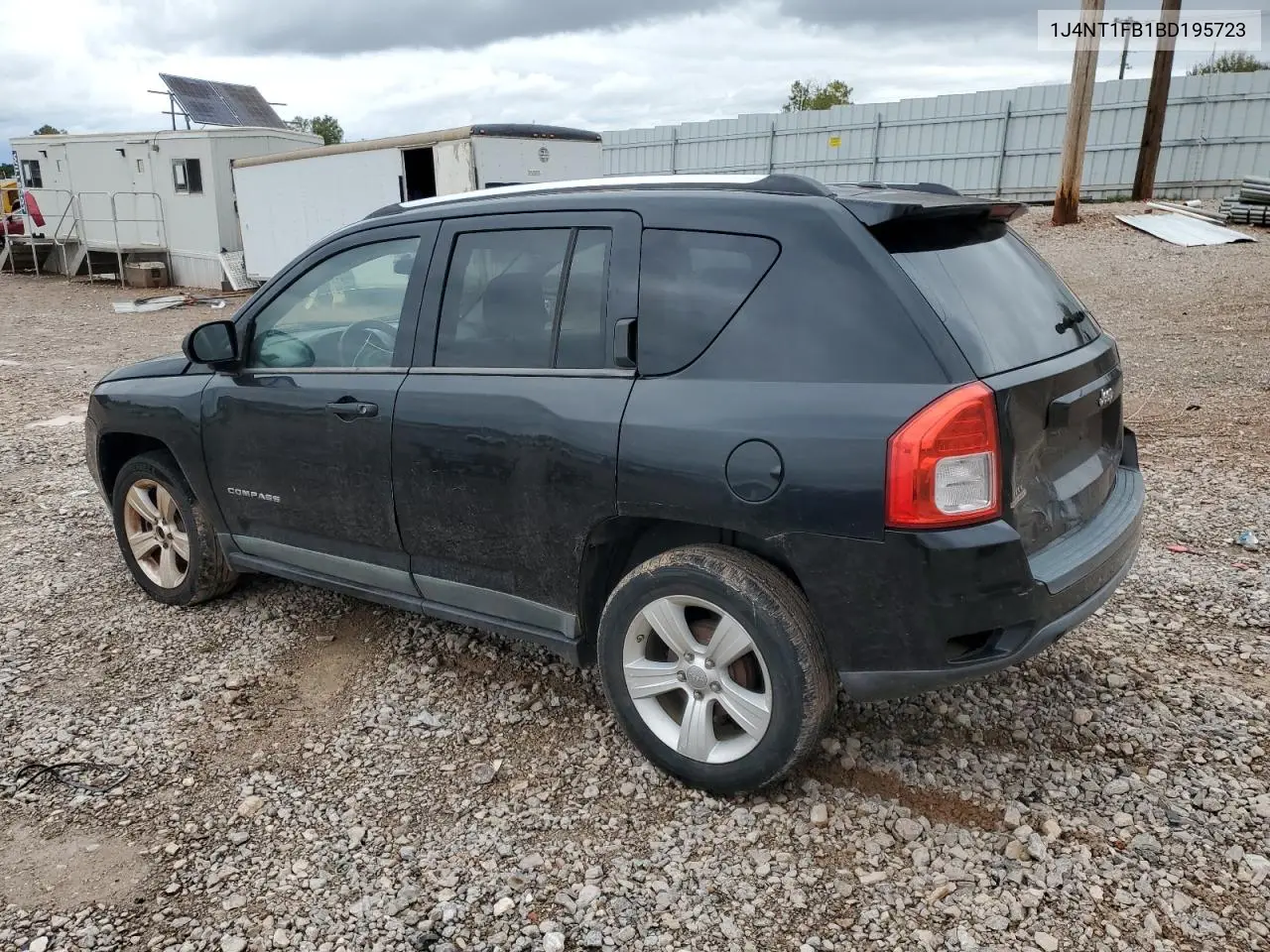 1J4NT1FB1BD195723 2011 Jeep Compass