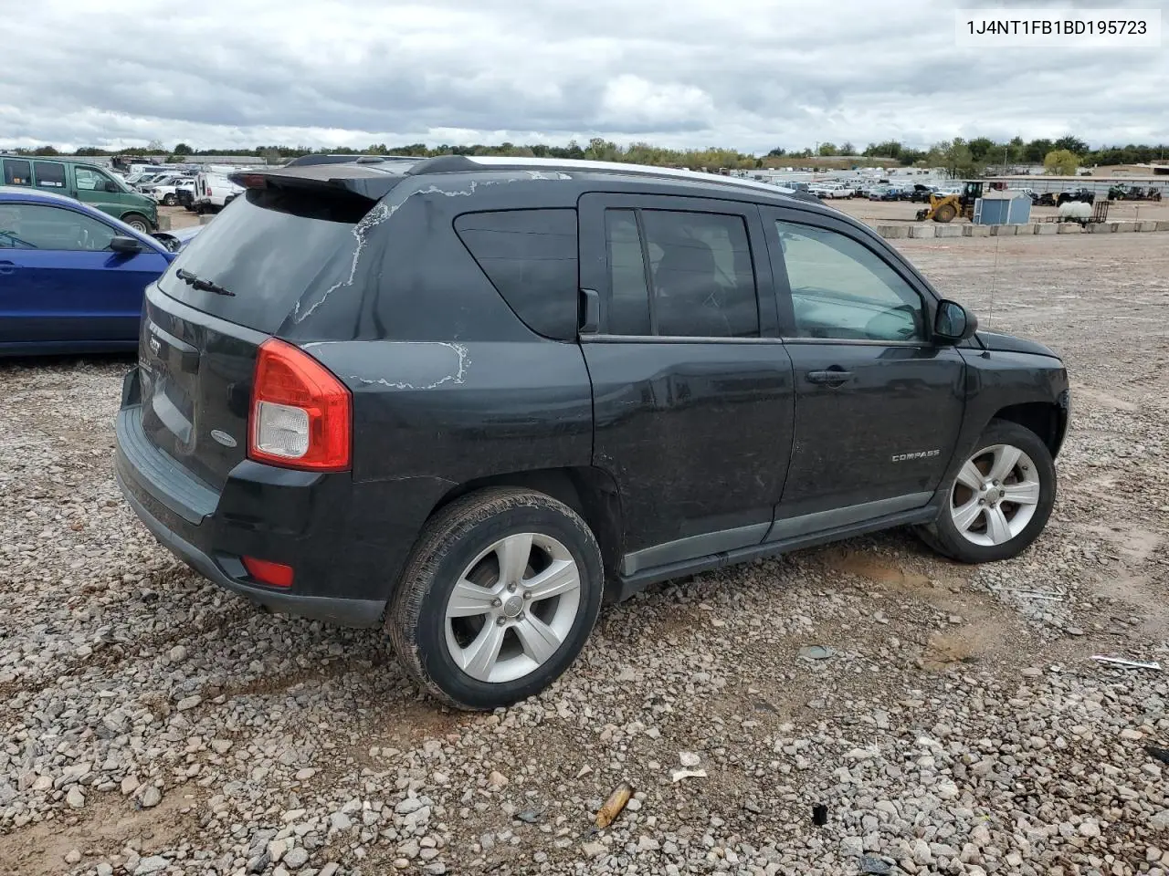 1J4NT1FB1BD195723 2011 Jeep Compass