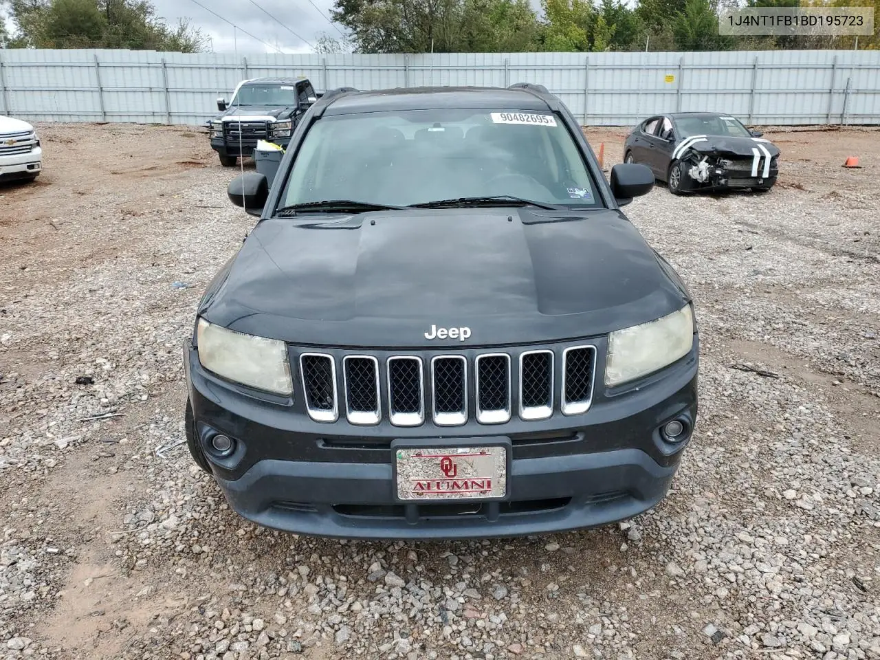 1J4NT1FB1BD195723 2011 Jeep Compass