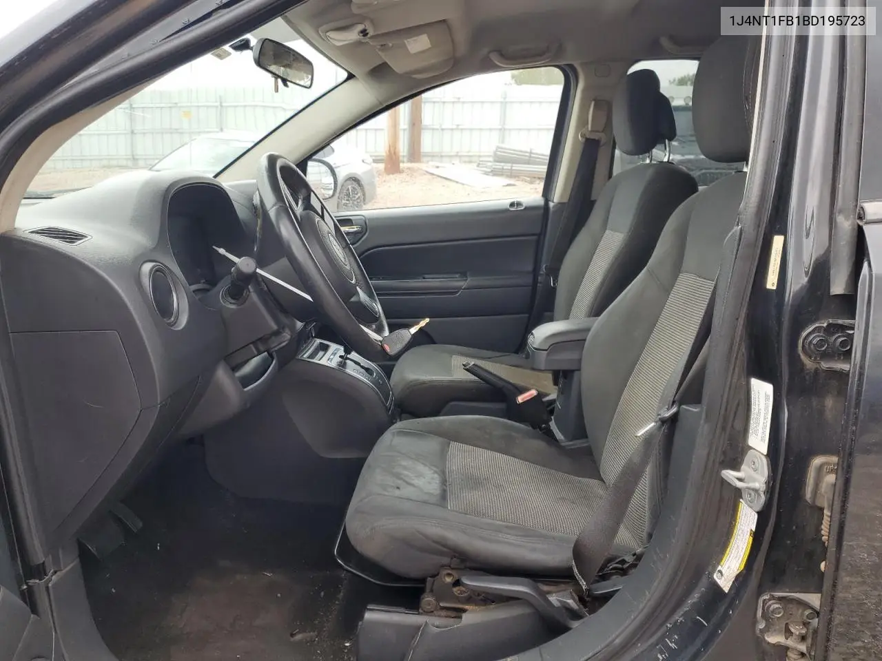 1J4NT1FB1BD195723 2011 Jeep Compass