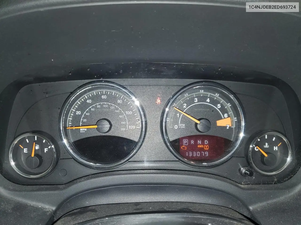 1C4NJDEB2ED693724 2014 Jeep Compass Latitude
