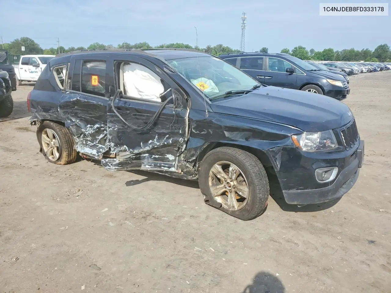 2015 Jeep Compass Latitude VIN: 1C4NJDEB8FD333178 Lot: 58768686