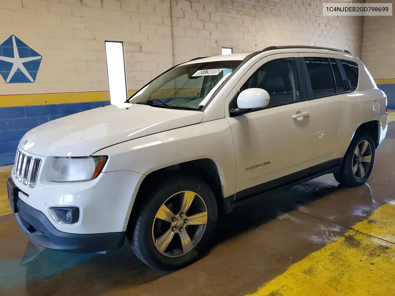2016 Jeep Compass Latitude VIN: 1C4NJDEB2GD798699 Lot: 55179006