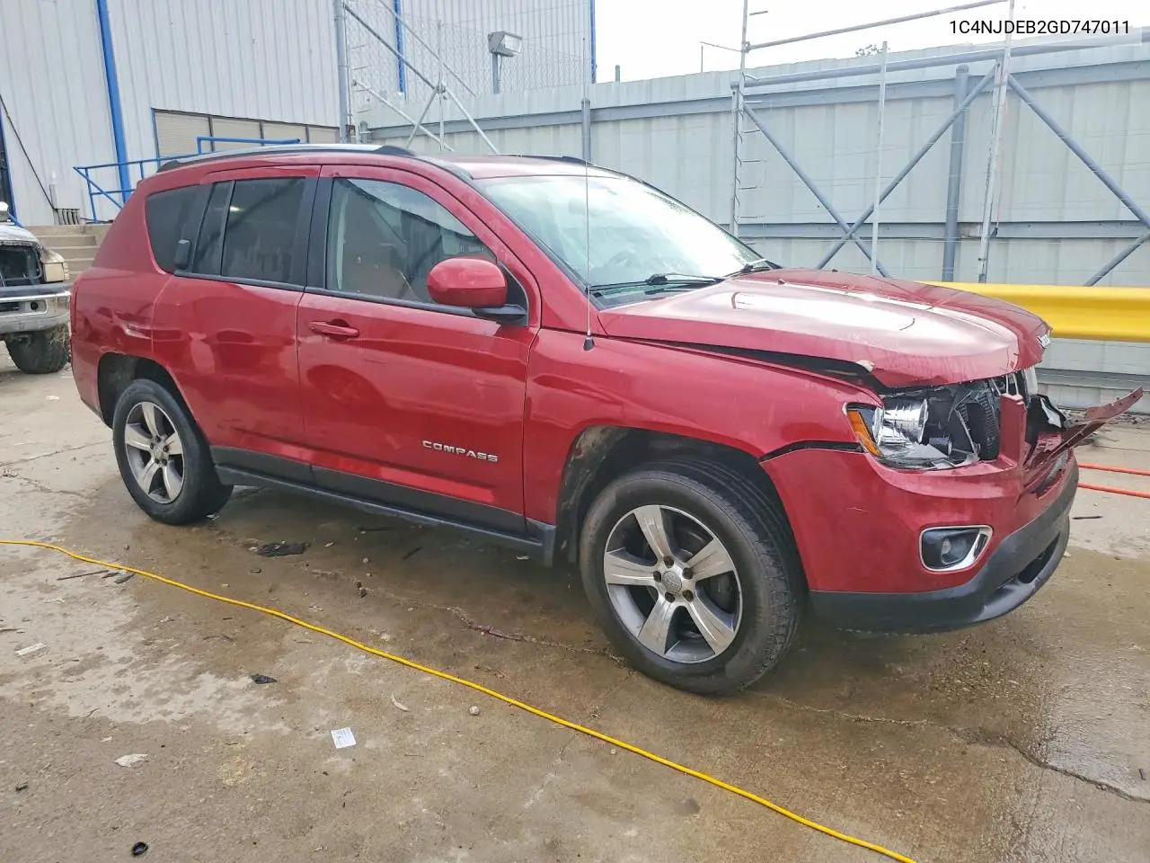 2016 Jeep Compass Latitude VIN: 1C4NJDEB2GD747011 Lot: 61693616