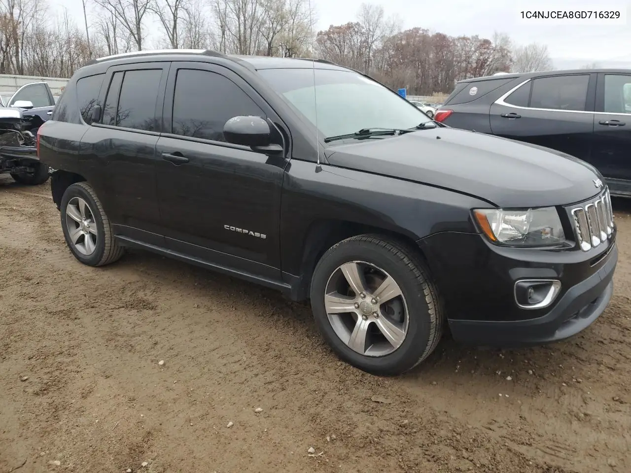 1C4NJCEA8GD716329 2016 Jeep Compass Latitude