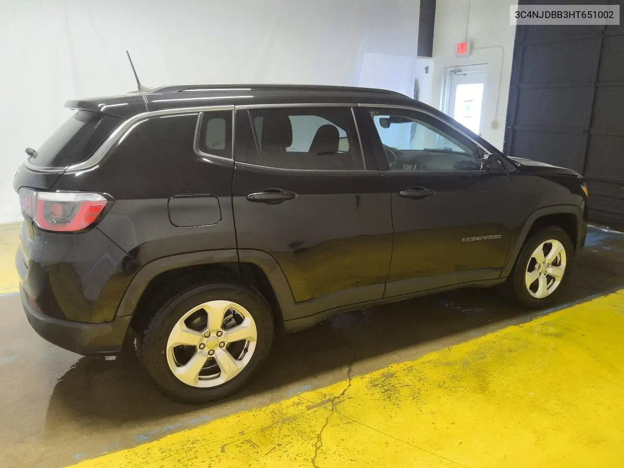 2017 Jeep Compass Latitude VIN: 3C4NJDBB3HT651002 Lot: 56193156