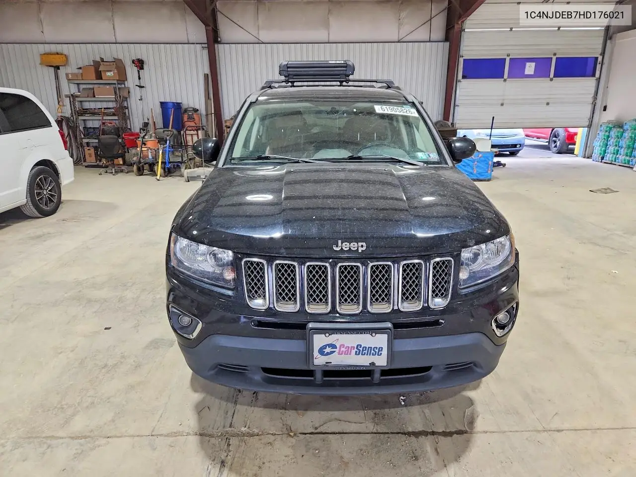 2017 Jeep Compass Latitude VIN: 1C4NJDEB7HD176021 Lot: 61905826