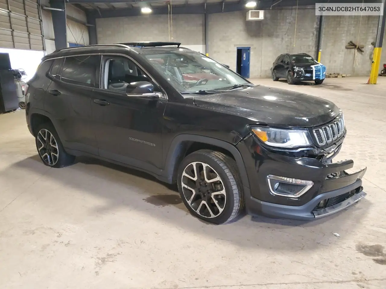 3C4NJDCB2HT647053 2017 Jeep Compass Limited