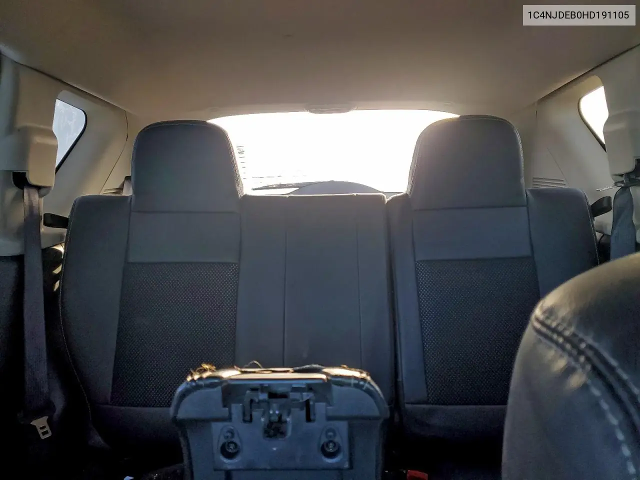 1C4NJDEB0HD191105 2017 Jeep Compass Latitude
