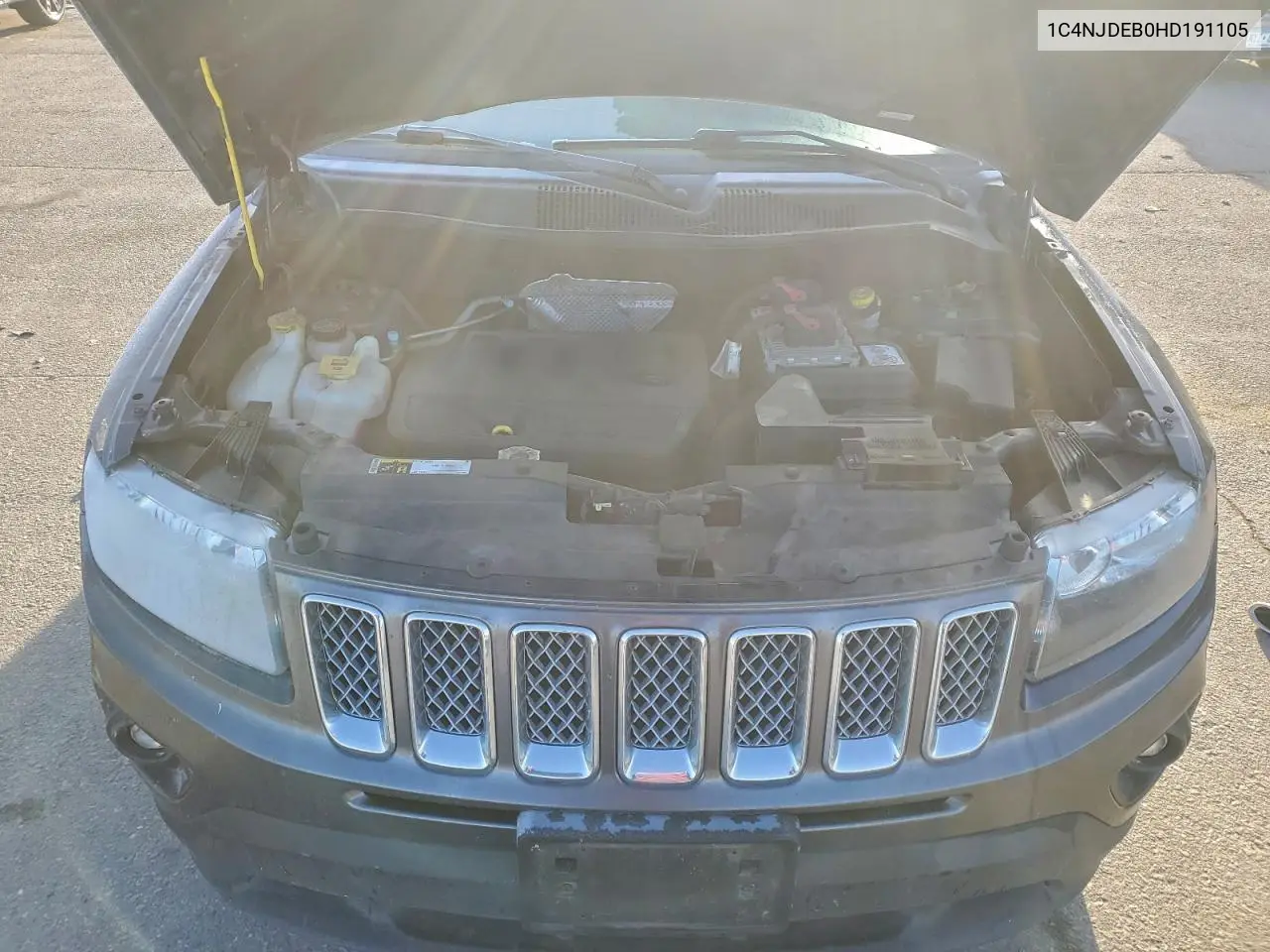 1C4NJDEB0HD191105 2017 Jeep Compass Latitude