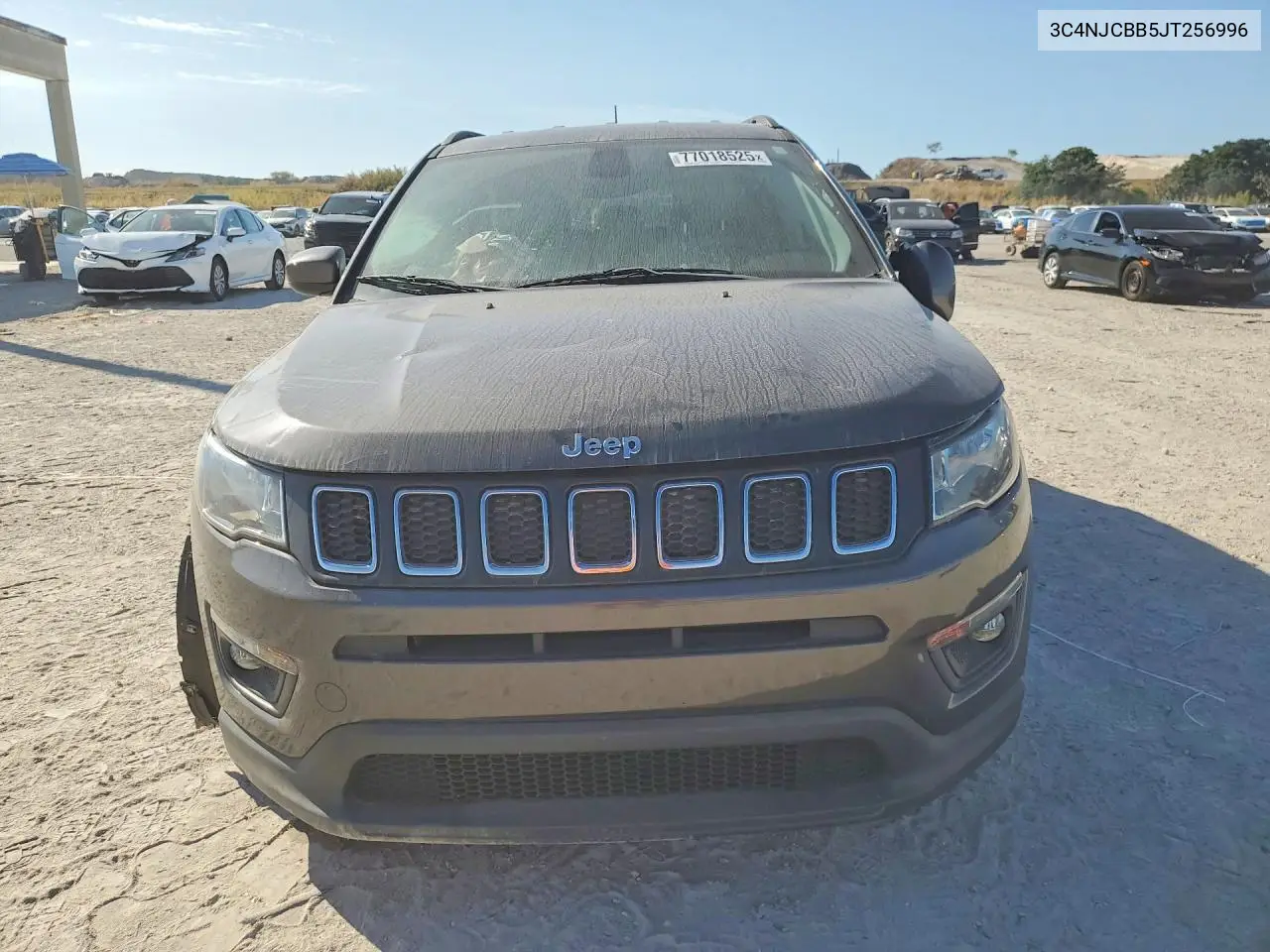 2018 Jeep Compass Latitude VIN: 3C4NJCBB5JT256996 Lot: 48875996