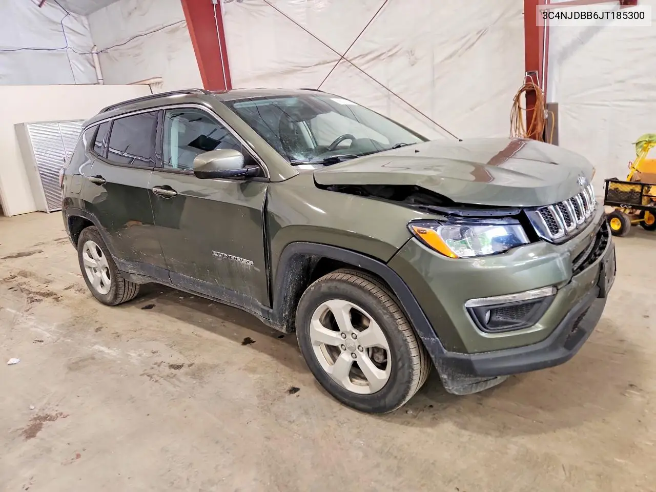 2018 Jeep Compass Latitude VIN: 3C4NJDBB6JT185300 Lot: 56272446
