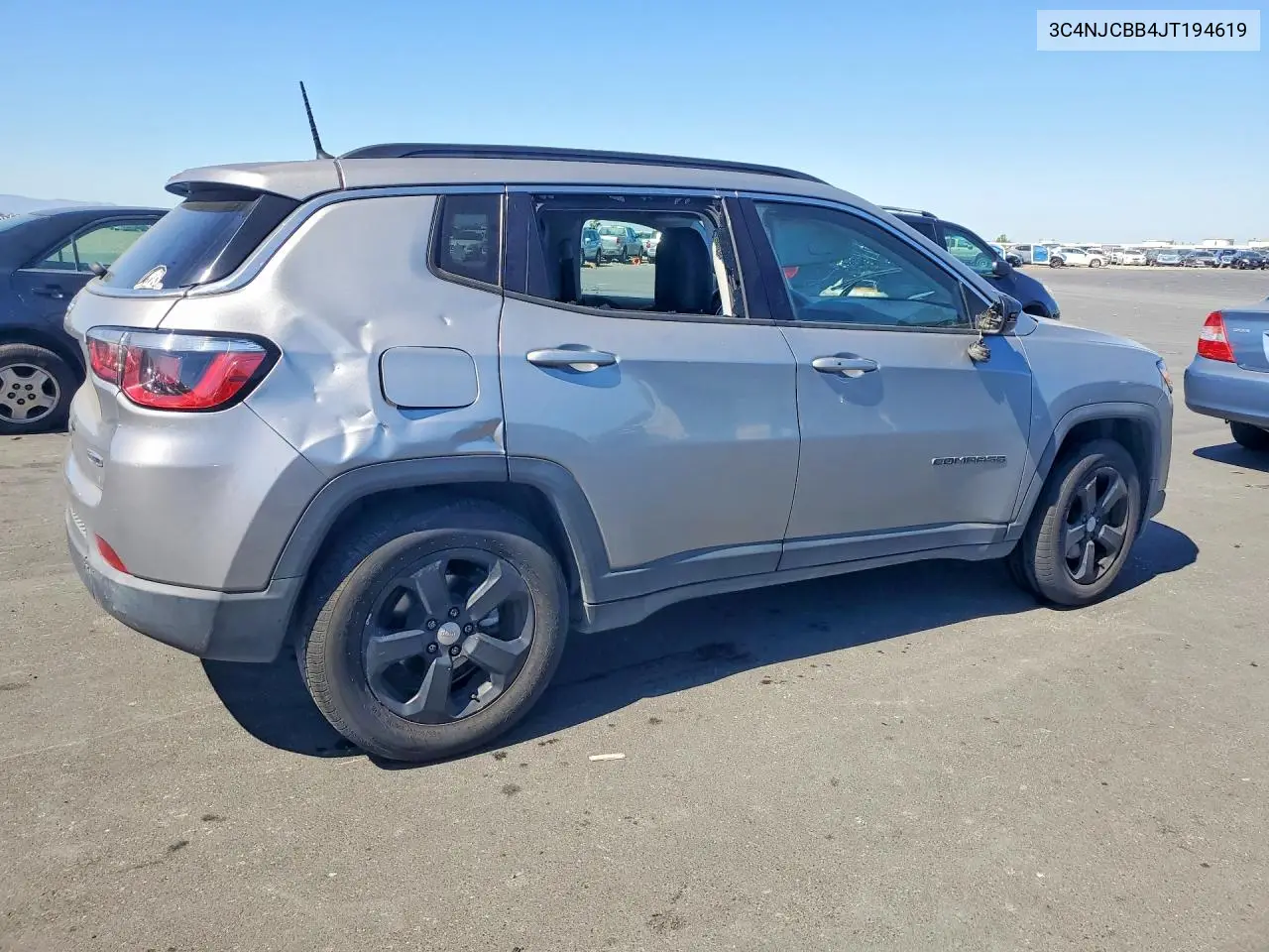 2018 Jeep Compass Latitude VIN: 3C4NJCBB4JT194619 Lot: 58747256