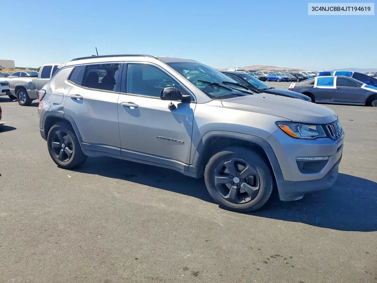 2018 Jeep Compass Latitude VIN: 3C4NJCBB4JT194619 Lot: 58747256