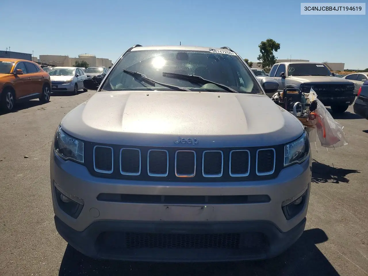2018 Jeep Compass Latitude VIN: 3C4NJCBB4JT194619 Lot: 58747256