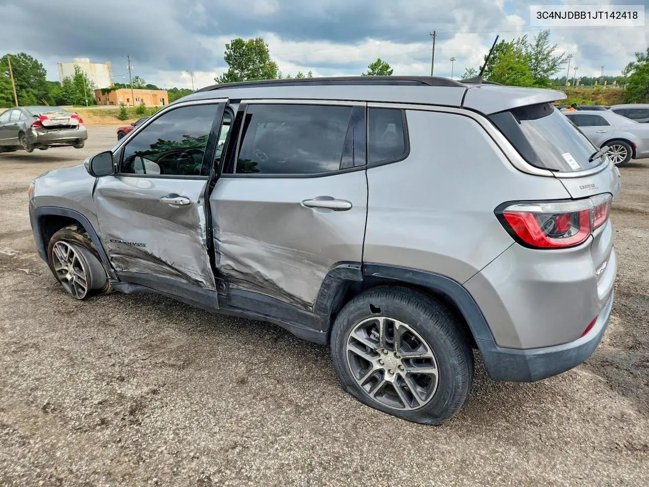 2018 Jeep Compass Latitude VIN: 3C4NJDBB1JT142418 Lot: 60777916