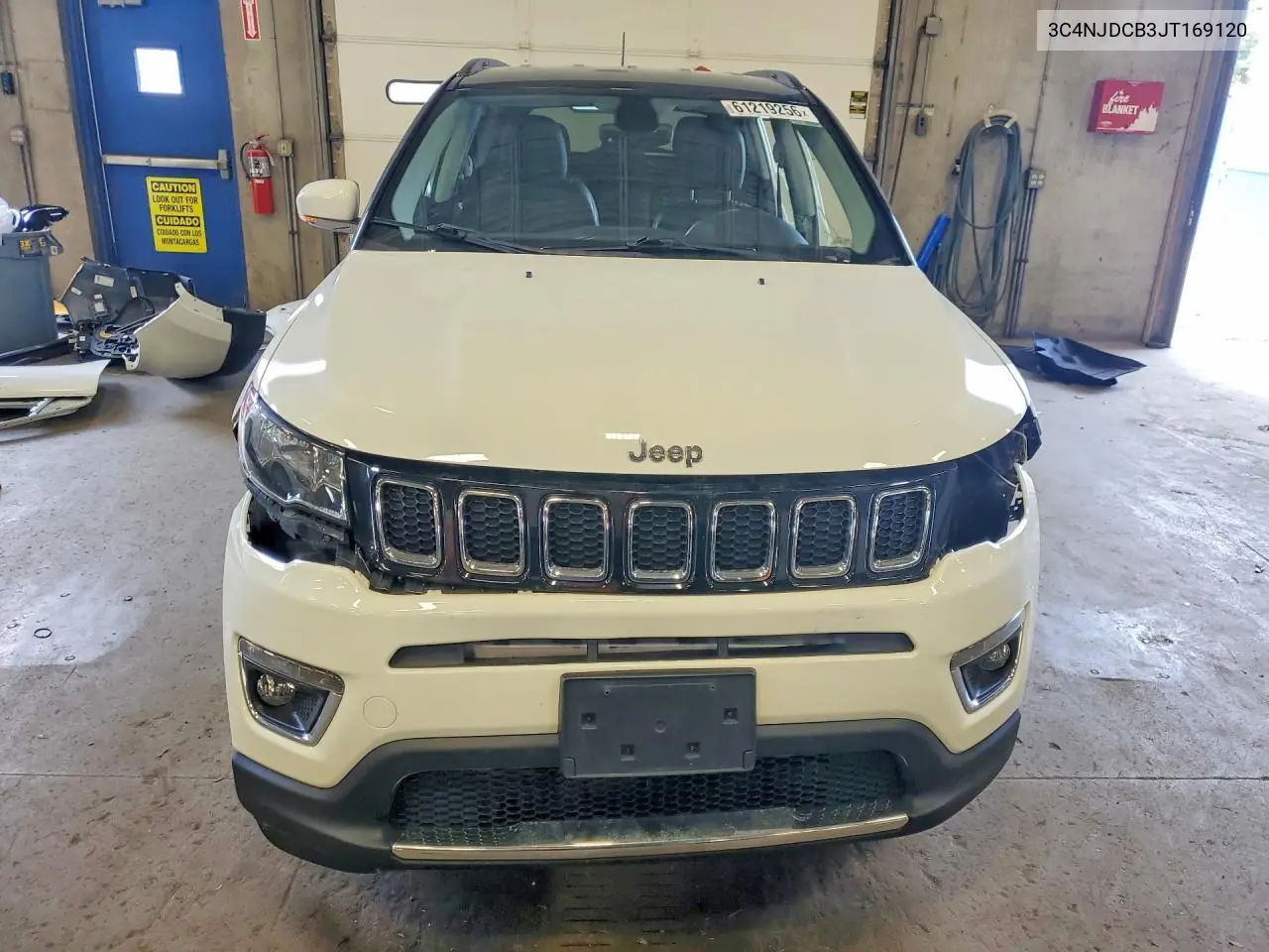2018 Jeep Compass Limited VIN: 3C4NJDCB3JT169120 Lot: 61219256
