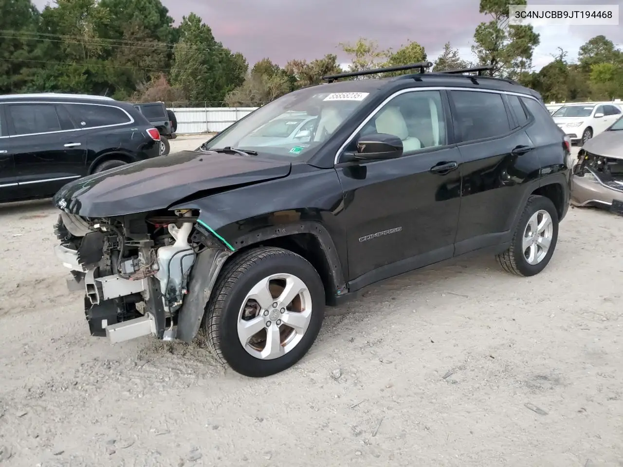 3C4NJCBB9JT194468 2018 Jeep Compass Latitude